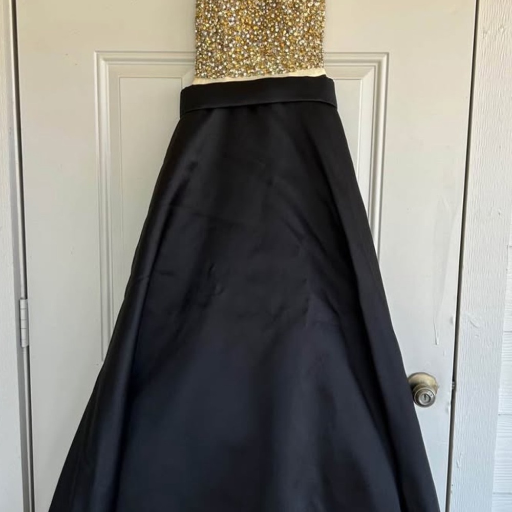 Elegant Black and Gold Women's Dress